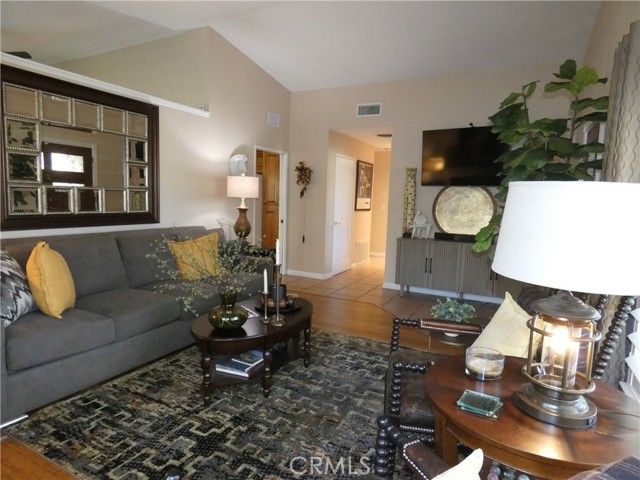 1032 Ardmore Circle, Redlands, CA 92374