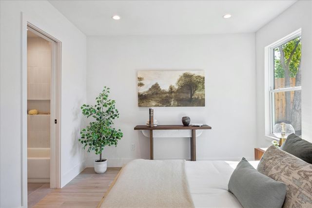8406 Cockney DR, Austin, TX 78748