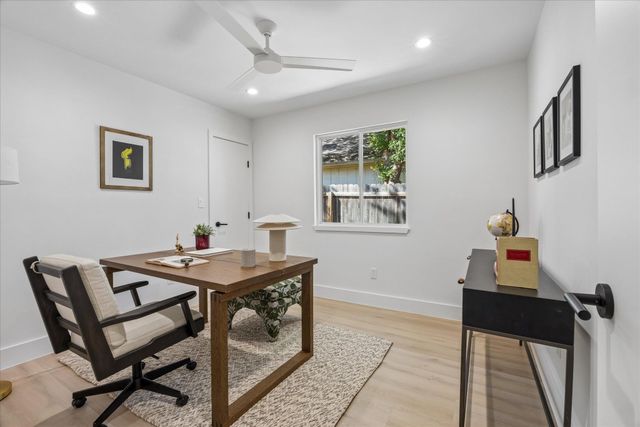 8406 Cockney DR, Austin, TX 78748