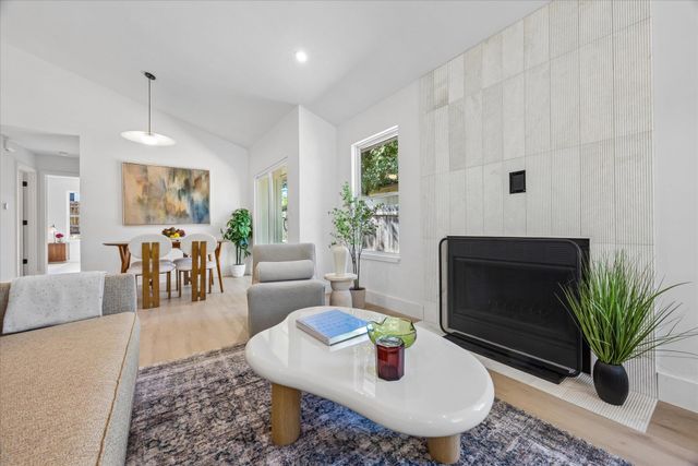 8406 Cockney DR, Austin, TX 78748