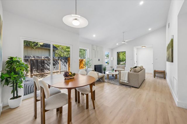 8406 Cockney DR, Austin, TX 78748