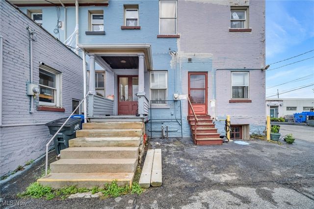 1386 Cranford Avenue, Lakewood, OH 44107