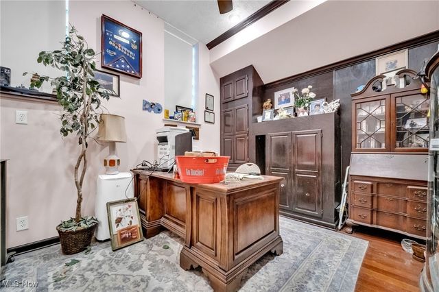 1386 Cranford Avenue, Lakewood, OH 44107