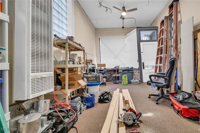 1386 Cranford Avenue, Lakewood, OH 44107