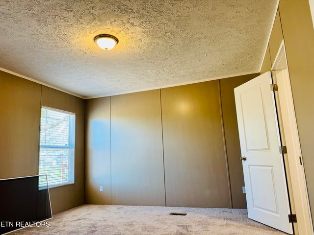 4406 Anna Maria Lane, Strawberry Plains, TN 37871