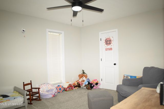 2500 Tearose Lane, Moss Point, MS 39562