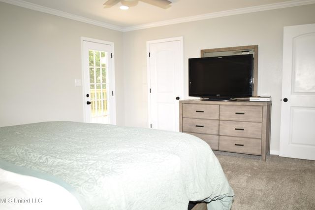 2500 Tearose Lane, Moss Point, MS 39562