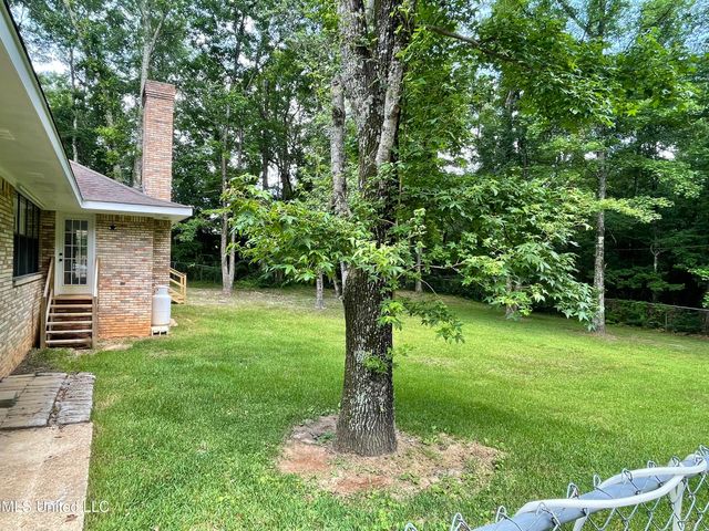 2500 Tearose Lane, Moss Point, MS 39562