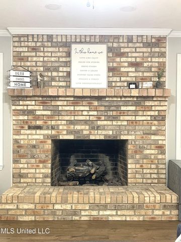 2500 Tearose Lane, Moss Point, MS 39562