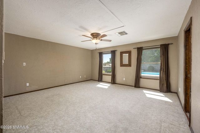 1844 Las Tunas Drive, Las Cruces, NM 88011