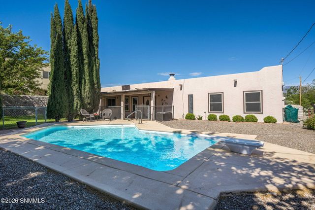 1844 Las Tunas Drive, Las Cruces, NM 88011