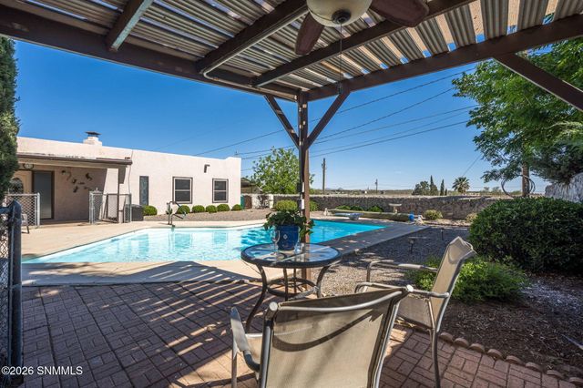 1844 Las Tunas Drive, Las Cruces, NM 88011