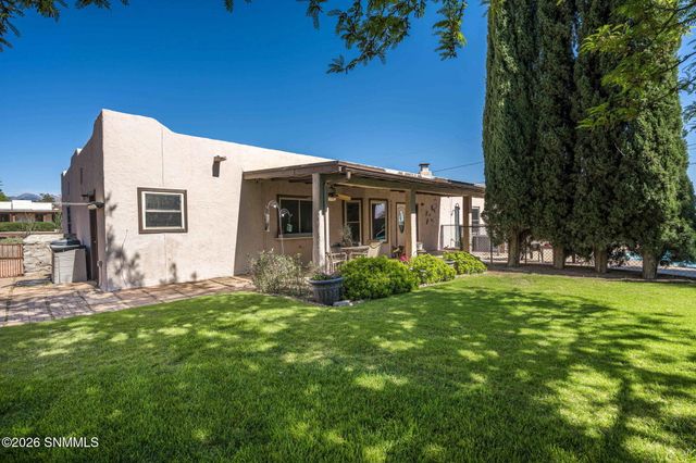 1844 Las Tunas Drive, Las Cruces, NM 88011