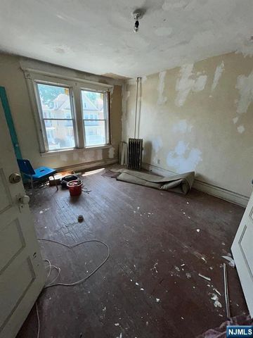 101 22nd Street, East Orange, NJ 07017