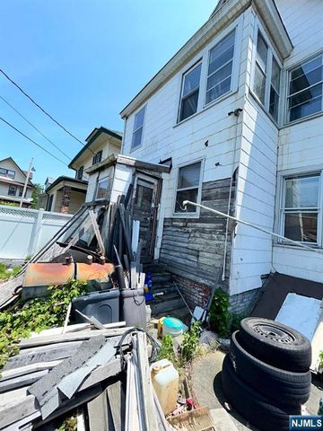 101 22nd Street, East Orange, NJ 07017