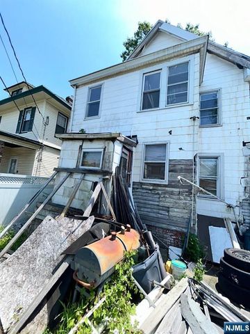 101 22nd Street, East Orange, NJ 07017