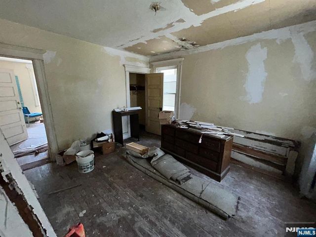 101 22nd Street, East Orange, NJ 07017