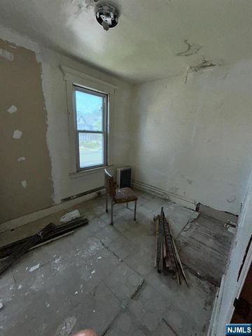 101 22nd Street, East Orange, NJ 07017