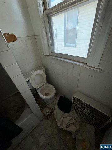 101 22nd Street, East Orange, NJ 07017