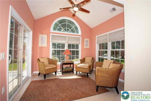 81 Moor Drive, Palmer Twp, PA 18045
