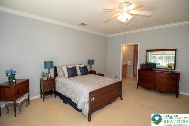 81 Moor Drive, Palmer Twp, PA 18045