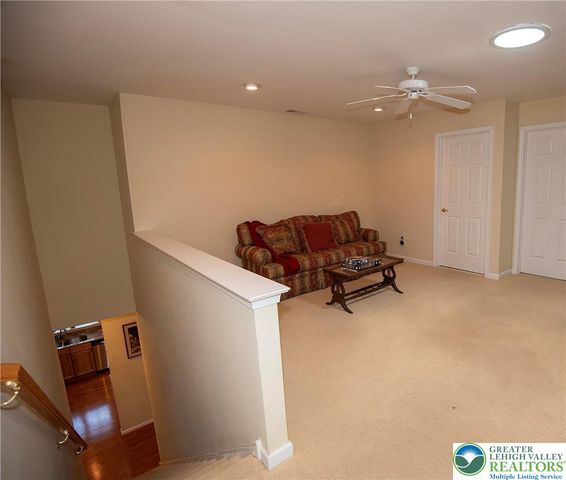 81 Moor Drive, Palmer Twp, PA 18045