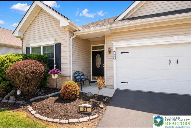81 Moor Drive, Palmer Twp, PA 18045