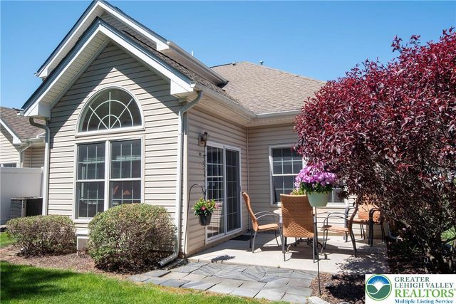 81 Moor Drive, Palmer Twp, PA 18045