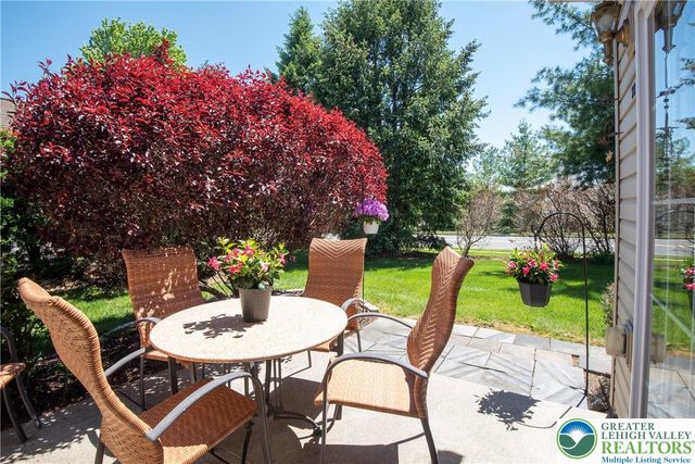 81 Moor Drive, Palmer Twp, PA 18045