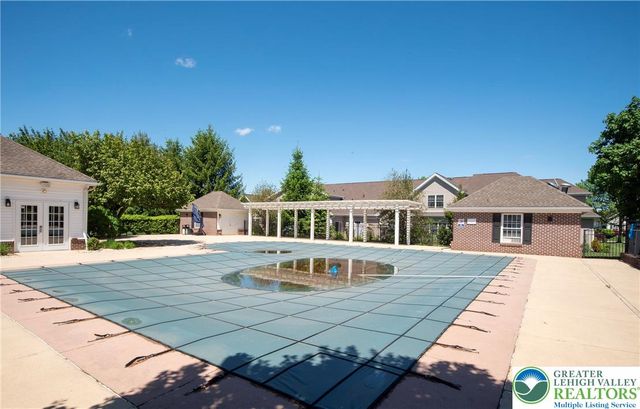 81 Moor Drive, Palmer Twp, PA 18045