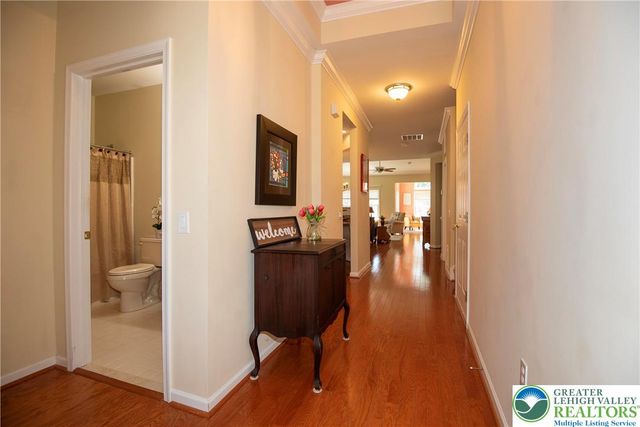 81 Moor Drive, Palmer Twp, PA 18045