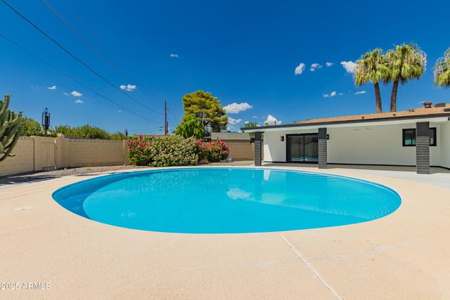 3707 E AMELIA Avenue, Phoenix, AZ 85018