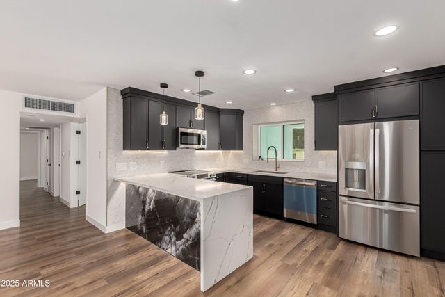 3707 E AMELIA Avenue, Phoenix, AZ 85018