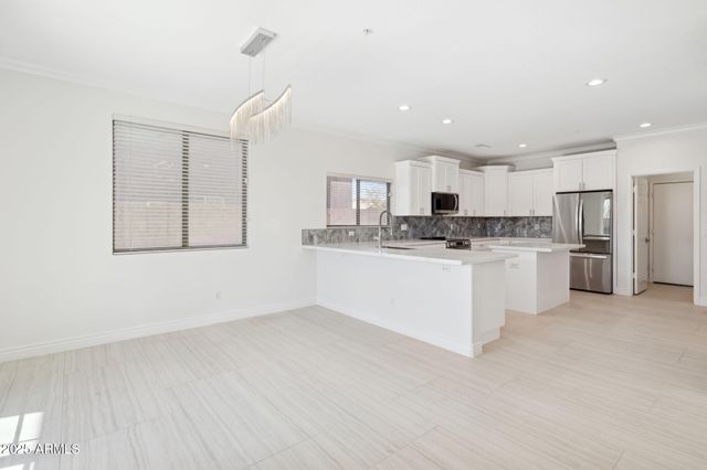 6025 E PALOMINO Lane, Scottsdale, AZ 85266
