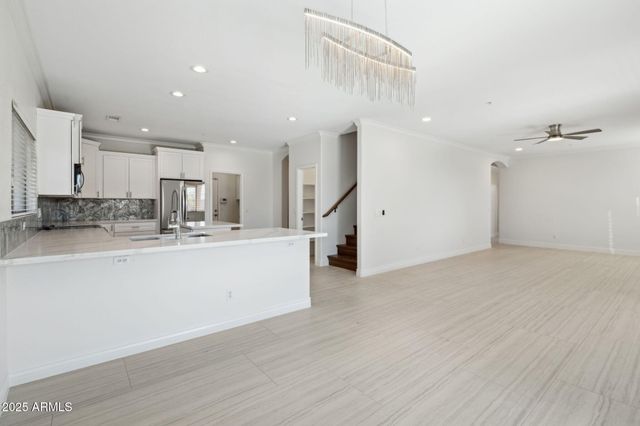6025 E PALOMINO Lane, Scottsdale, AZ 85266