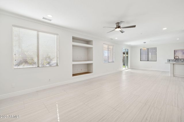 6025 E PALOMINO Lane, Scottsdale, AZ 85266