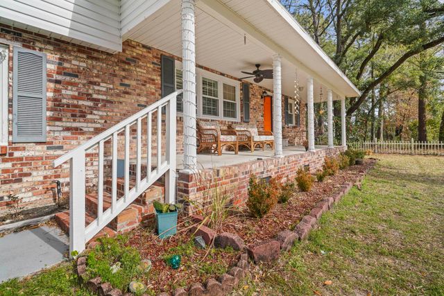 408 Rosemary St., Georgetown, SC 29440