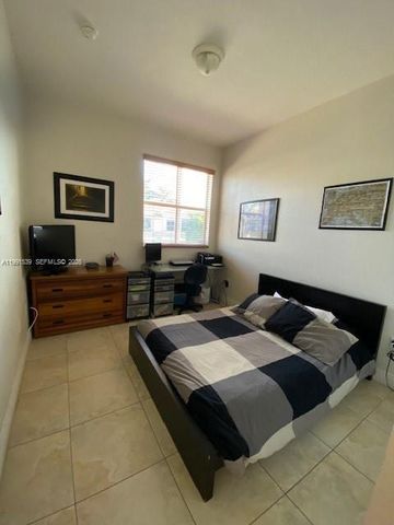 4920 SW 140th Ter 4, Miramar, FL 33027