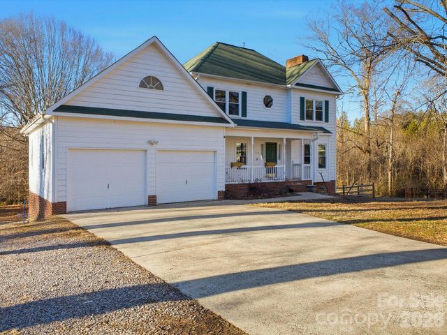 109 Elk Court, Mount Holly, NC 28120