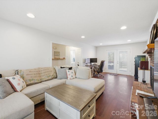 109 Elk Court, Mount Holly, NC 28120