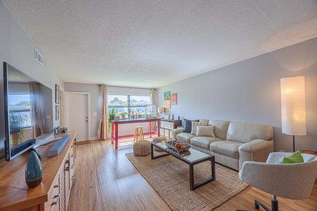 3001 SW 21st Terrace 281a, Delray Beach, FL 33445