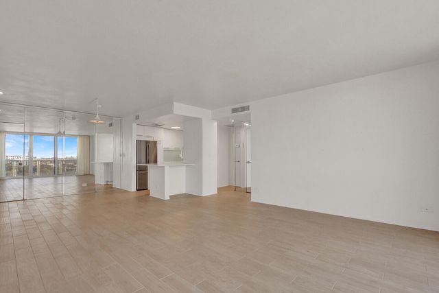 2800 N Flagler Drive 912, West Palm Beach, FL 33407