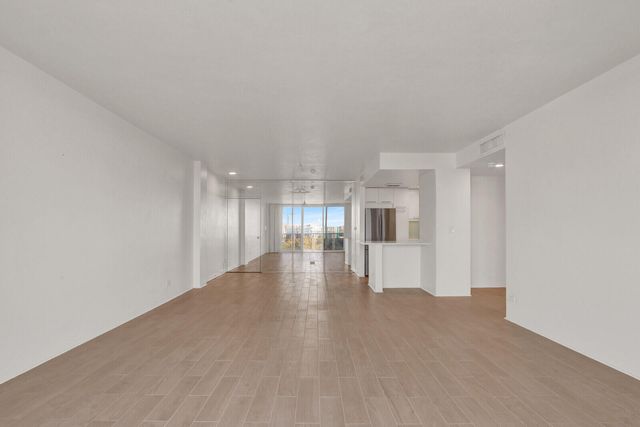 2800 N Flagler Drive 912, West Palm Beach, FL 33407