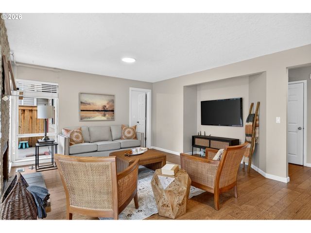 11566 Sw WOOD DUCK Pl, Portland, OR 97223