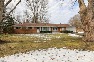 6361 Marchinn Drive, Ravenna, OH 44266