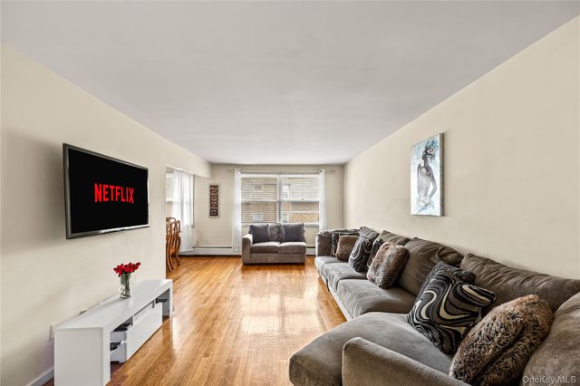 180 Kearsing Parkway G, Monsey, NY 10952