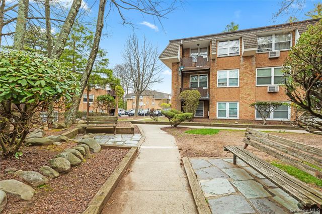 180 Kearsing Parkway G, Monsey, NY 10952