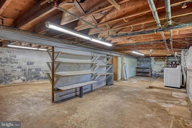341 HAZEL ST, Reading, PA 19611