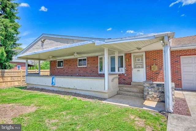 341 HAZEL ST, Reading, PA 19611
