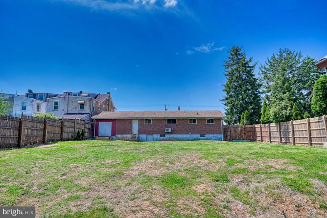 341 HAZEL ST, Reading, PA 19611